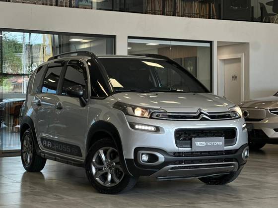 CITROËN AIRCROSS 1.6 SHINE 16V FLEX 4P AUTOMÁTICO CITROËN AIRCROSS 1.6 SHINE 16V FLEX 4P AUTOMÁTICO